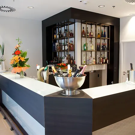 Hotell Exe Center 4*