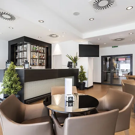 Exe Center Hotell 4*