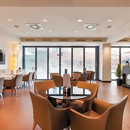 Hotell Exe Center