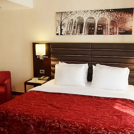 Eurostars Center Hotel