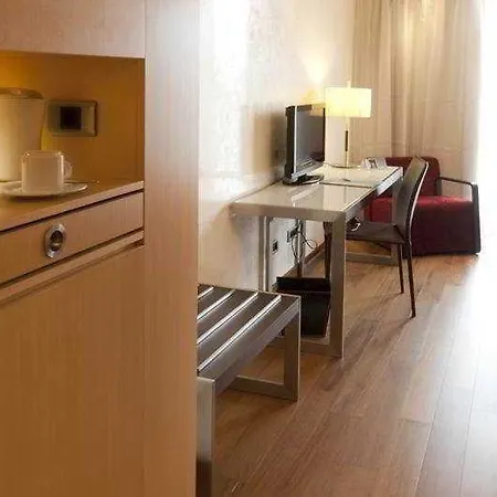 Eurostars Center Hotel 4*