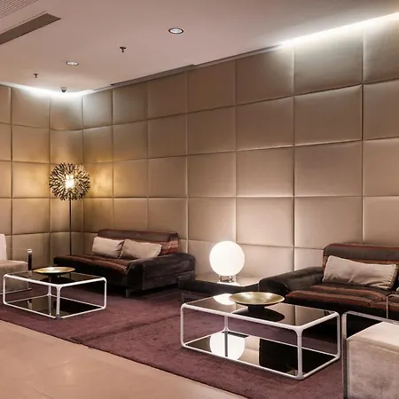 Hotel Eurostars Center 4*