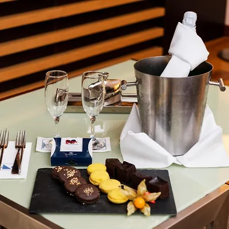 Eurostars Center Hotel 4*