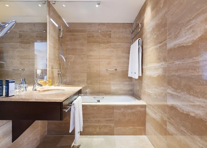 Hotell Exe Center 4*