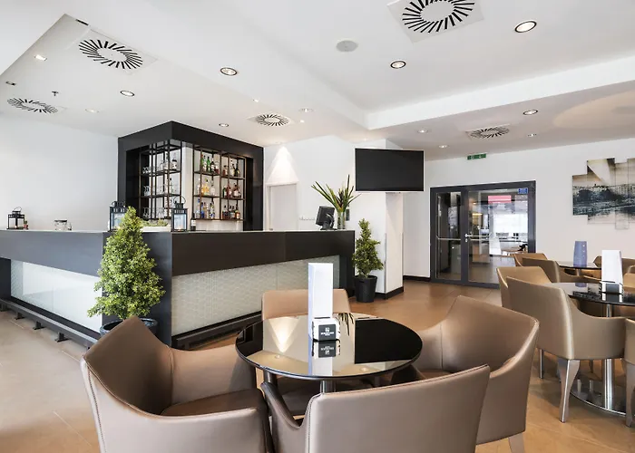 Exe Center Hotell 4*