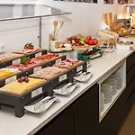 Exe Center 4*