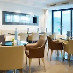 Exe Center فندق 4*