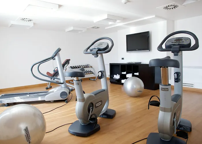 Отель Exe Center